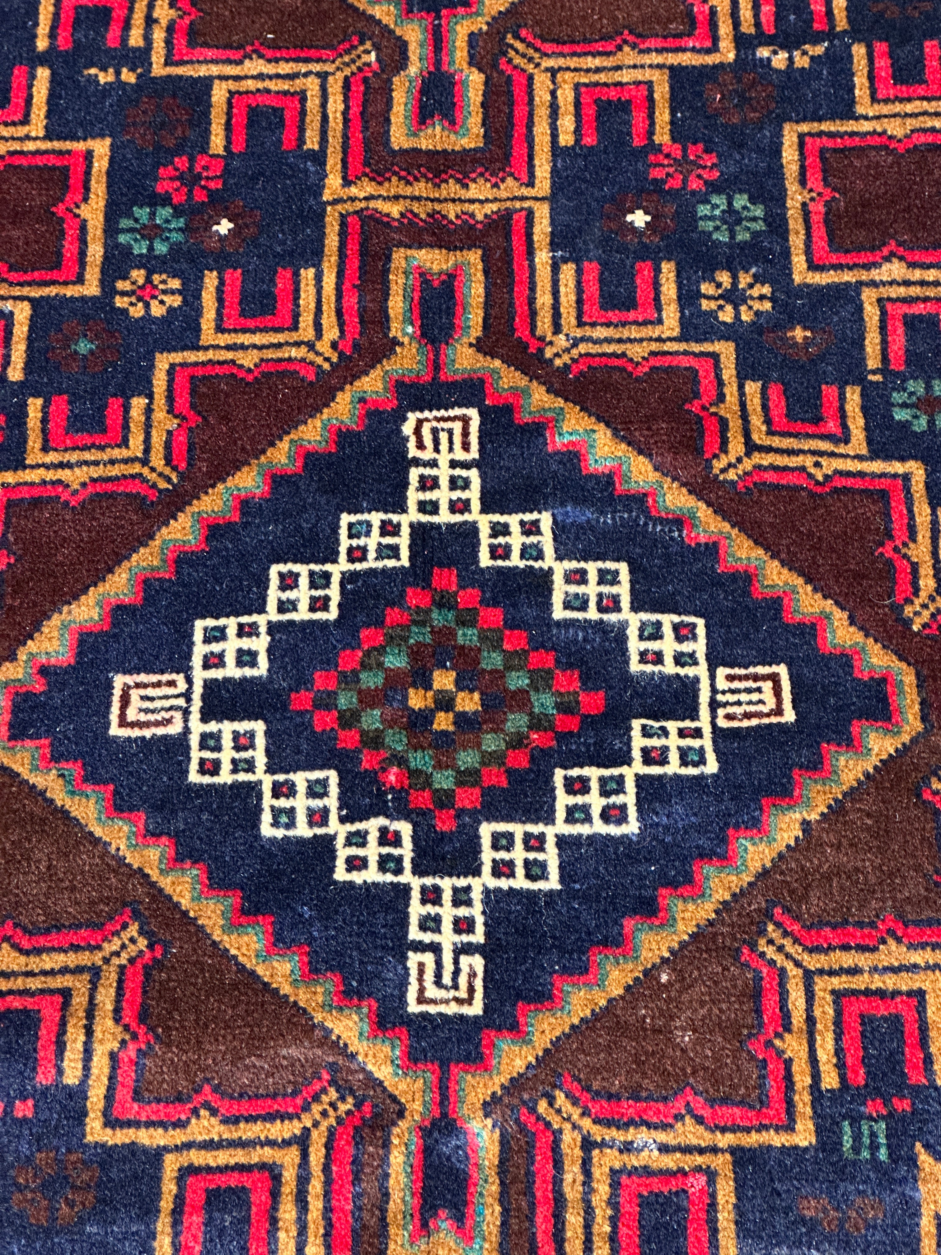 Baluchi Rug - 190 cm x 118 cm - Image 8