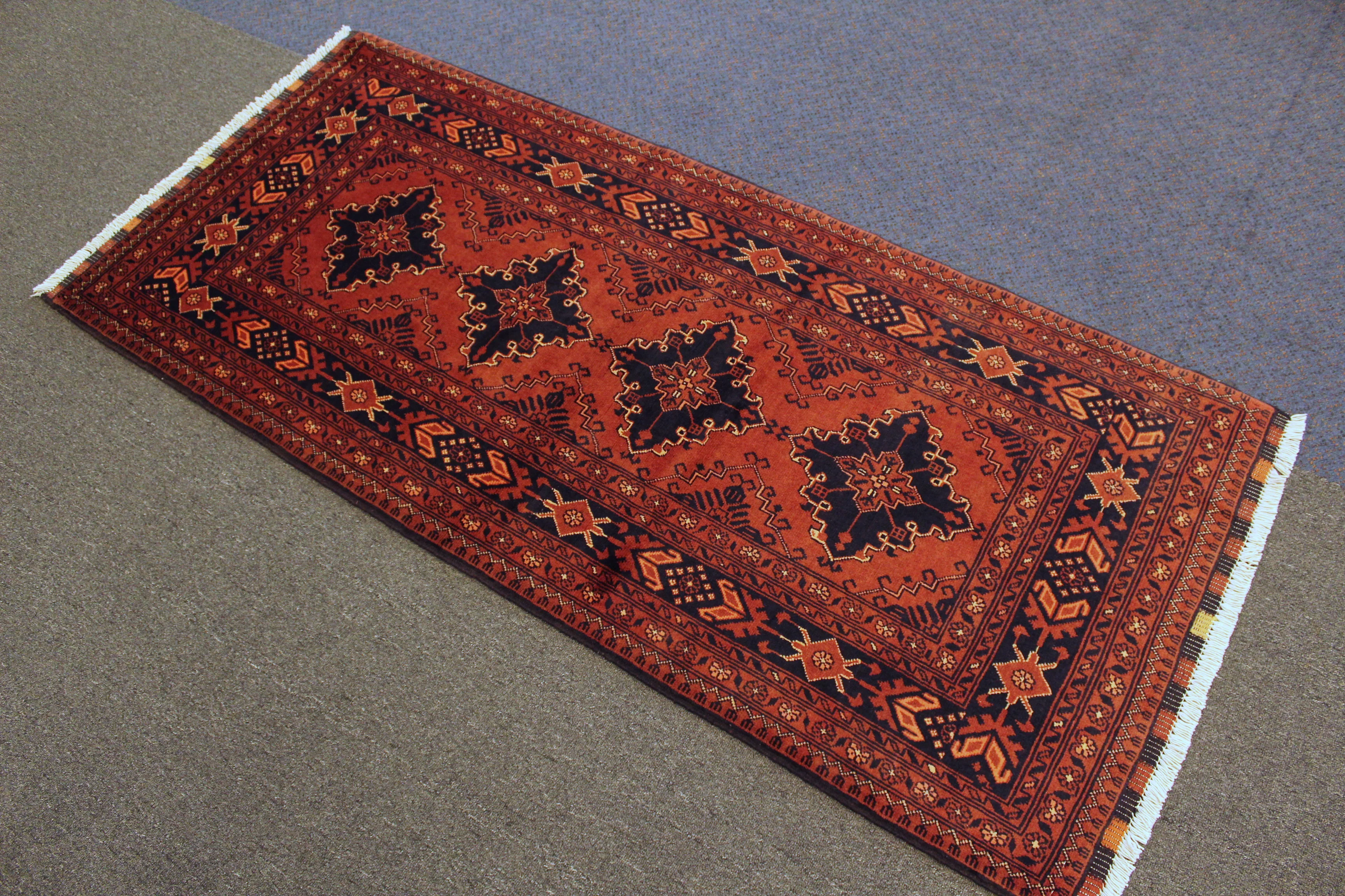 Kunduz Rug - 192 cm x 92 cm - Image 3