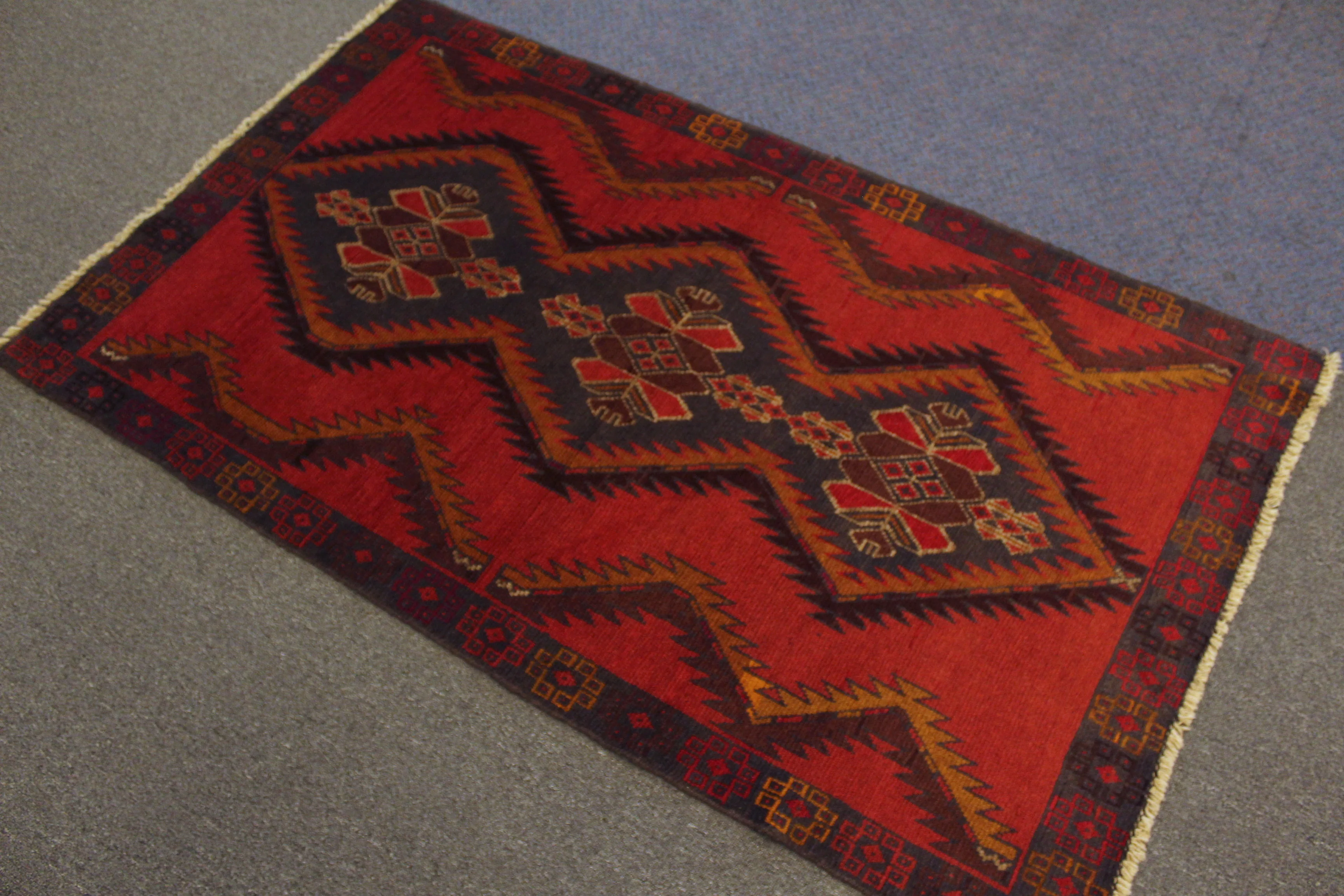 Baluchi Rug - 184 cm x 109 cm - Image 3