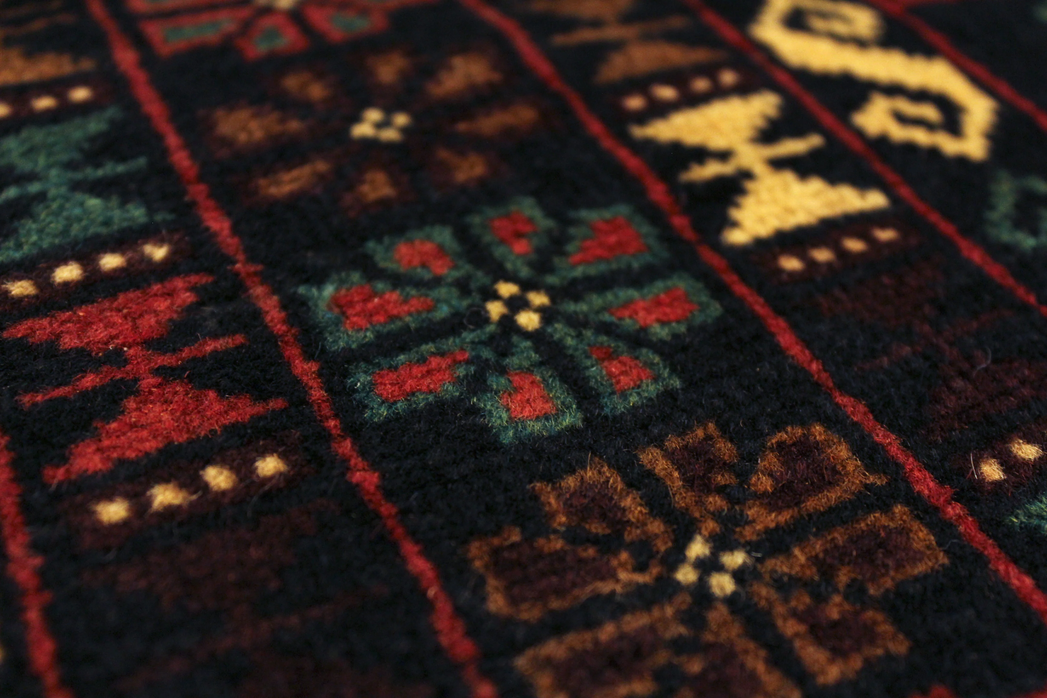 Fine Baluchi Rug - 192 cm x 115 cm - Image 9
