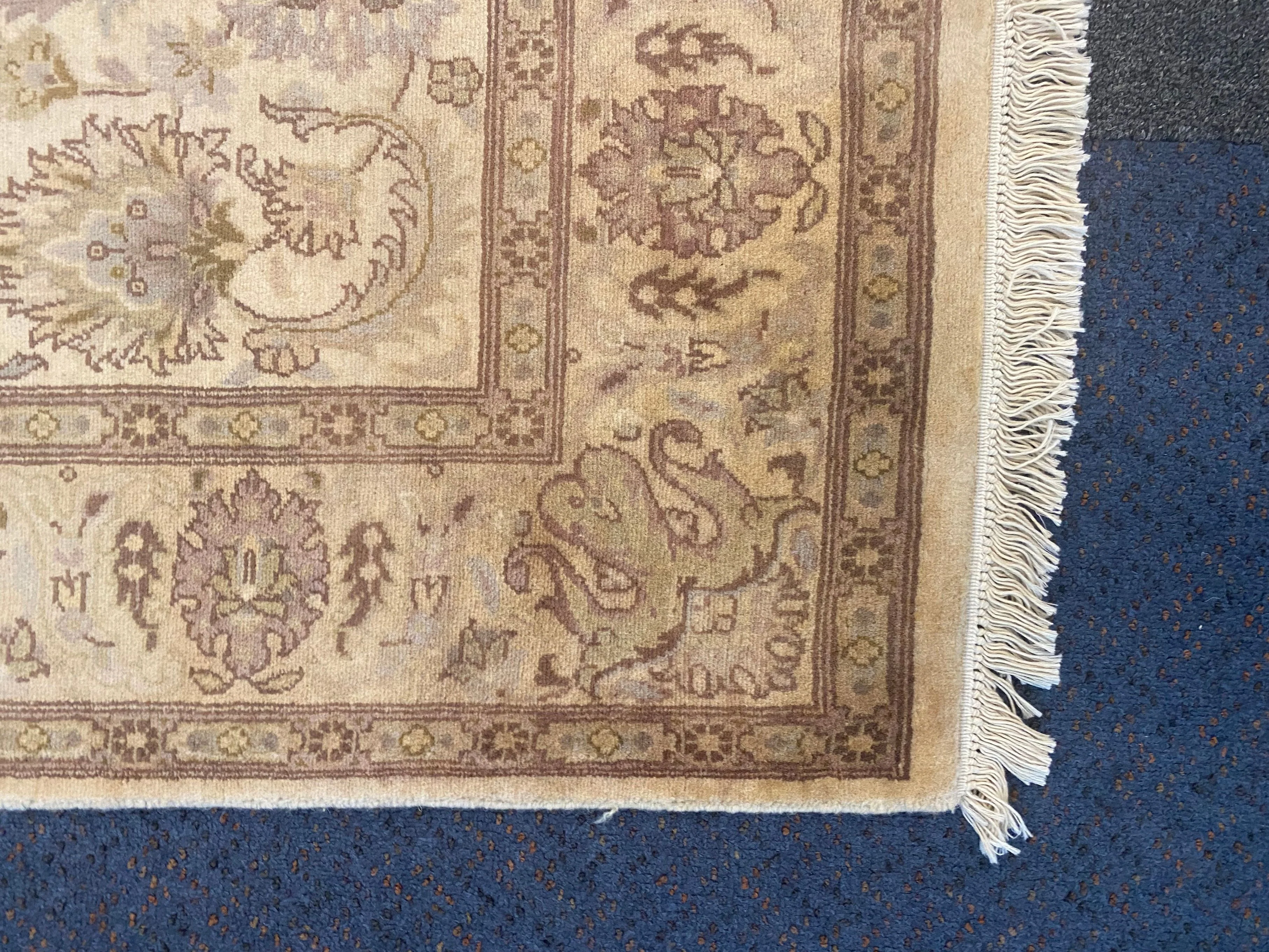 Gulistan Rug - 191 cm x 125 cm - Image 4