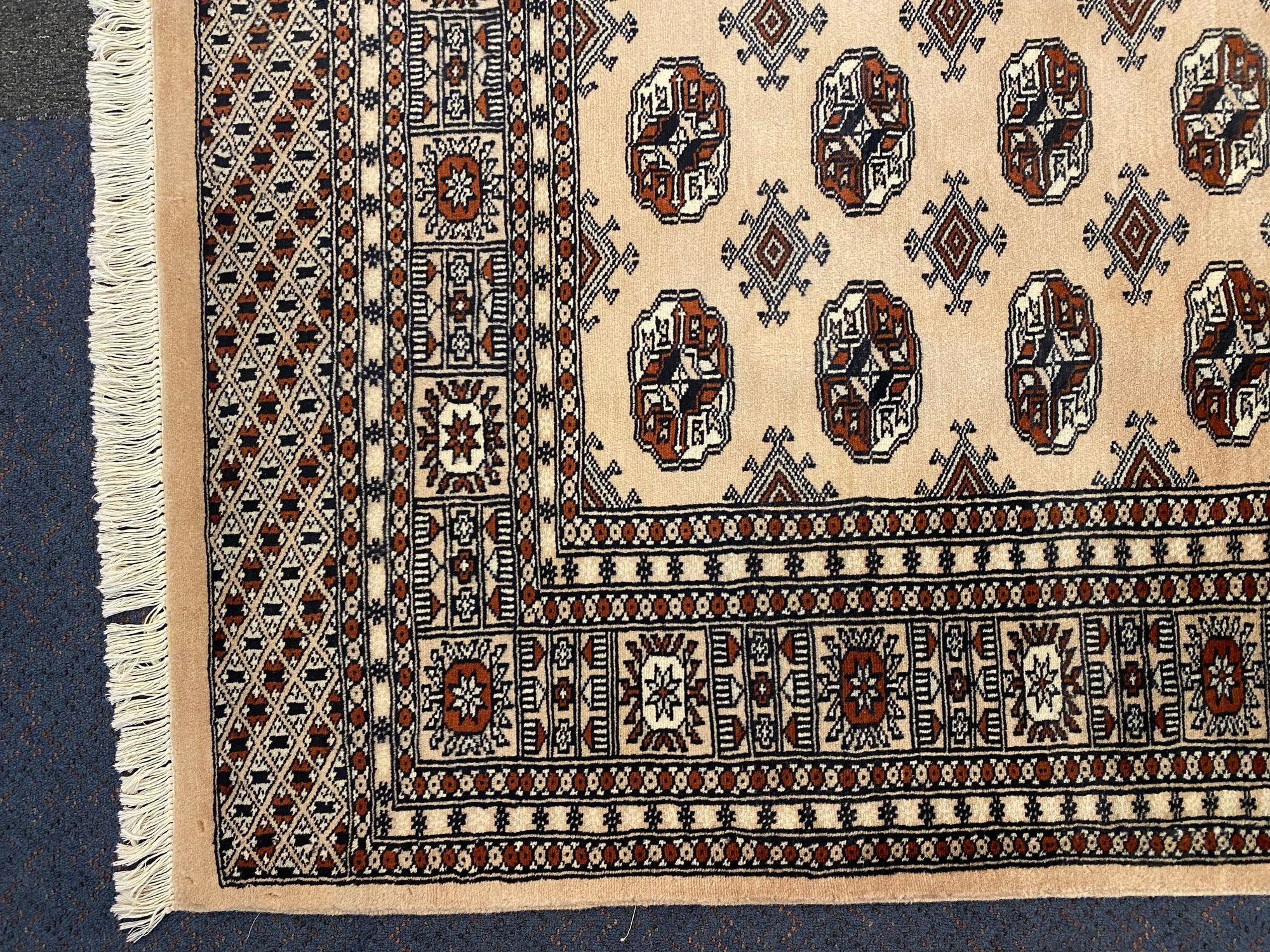 Bokhara Rug - 243 cm x 173 cm - Image 3
