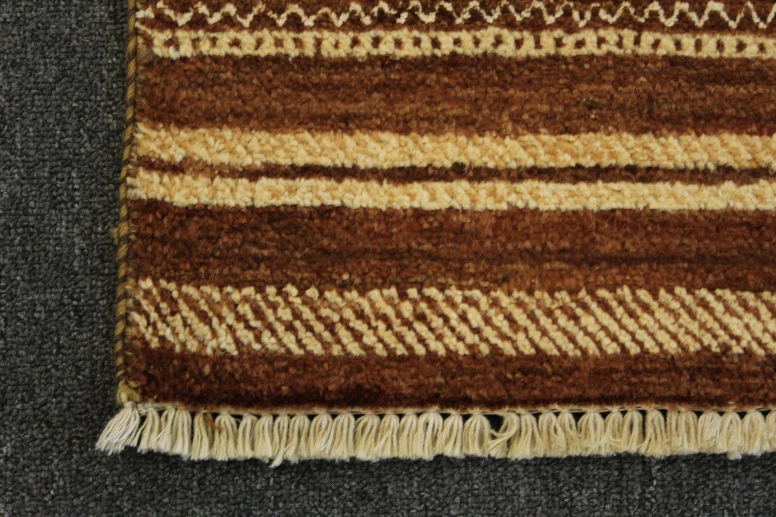 Gabbeh Rug - 280 cm x 182 cm - Image 6
