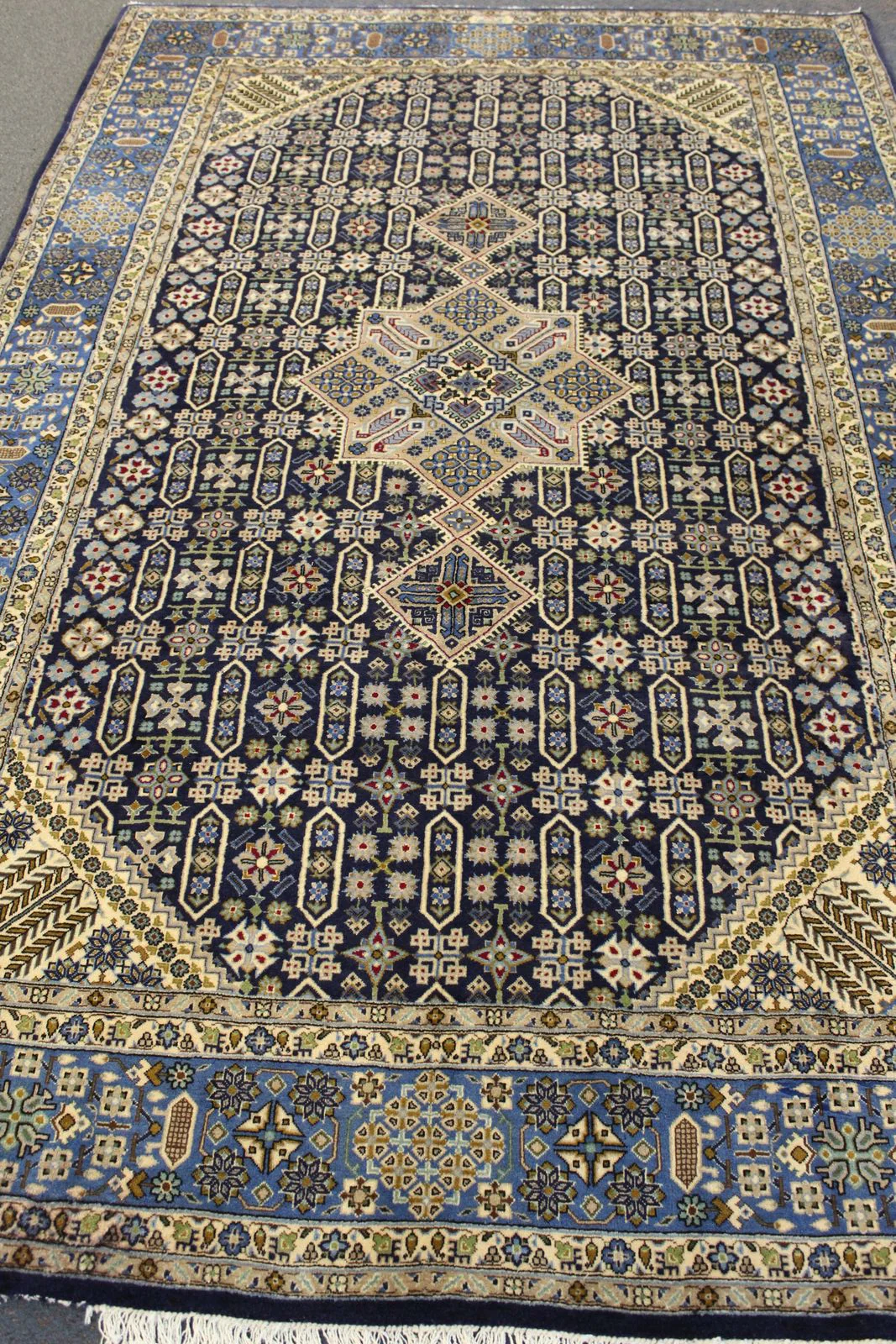 Yazd Rug - 315 cm x 205 cm - Image 3