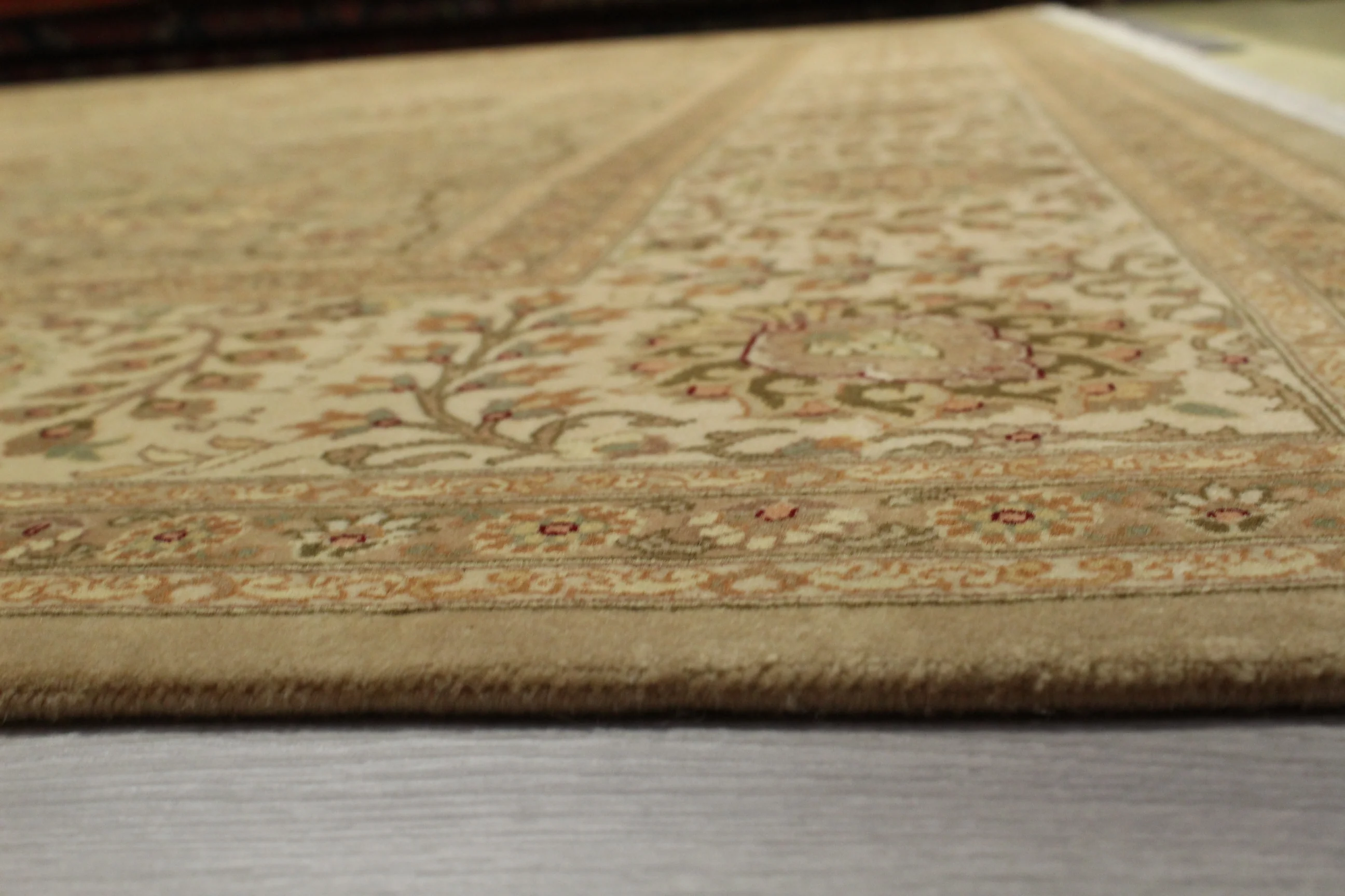 Kashmiri Rug - 365 cm x 277 - Image 12