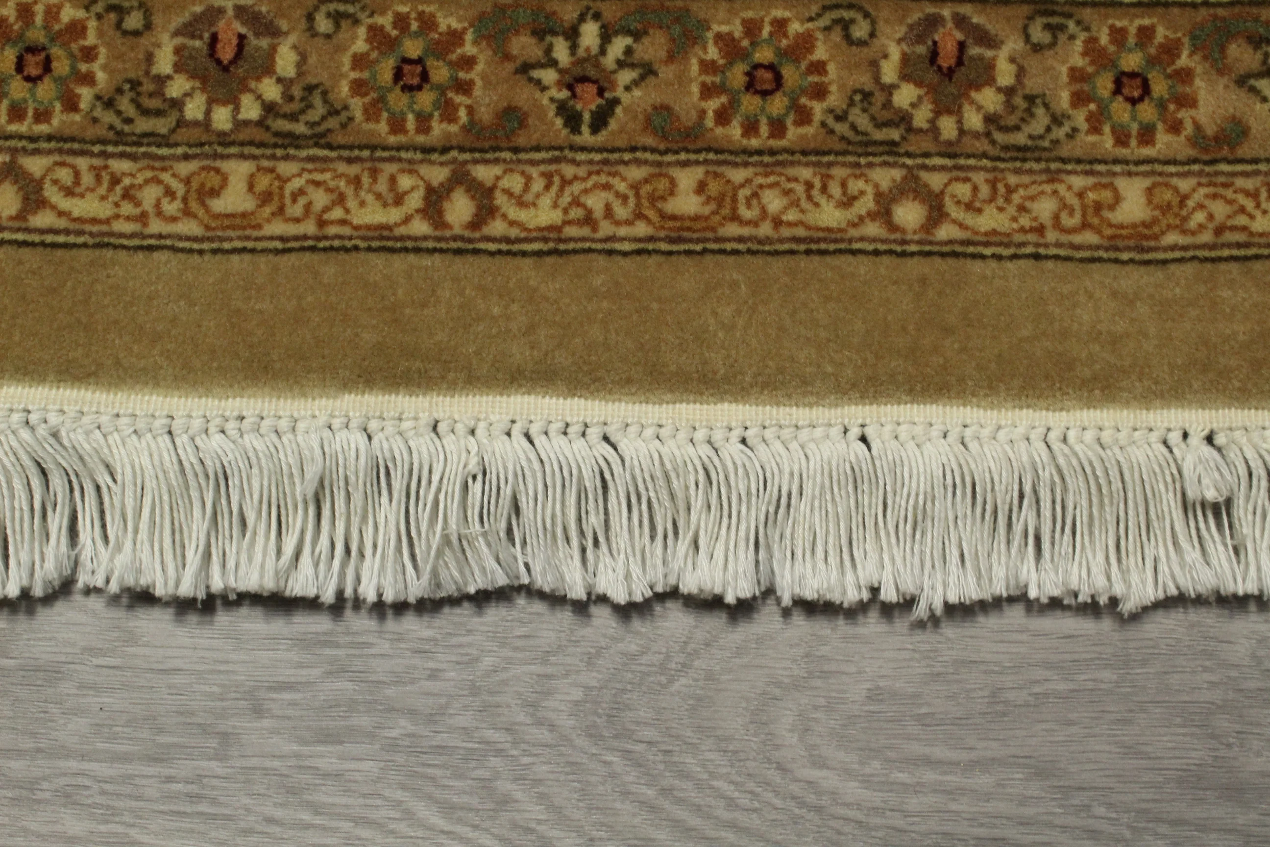 Kashmiri Rug - 365 cm x 277 - Image 9