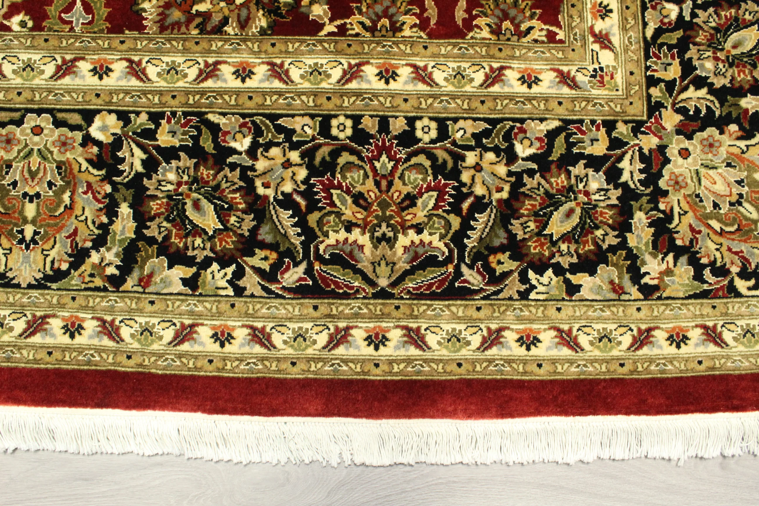 Kashmiri Rug - 352 cm x 278 cm - Image 17