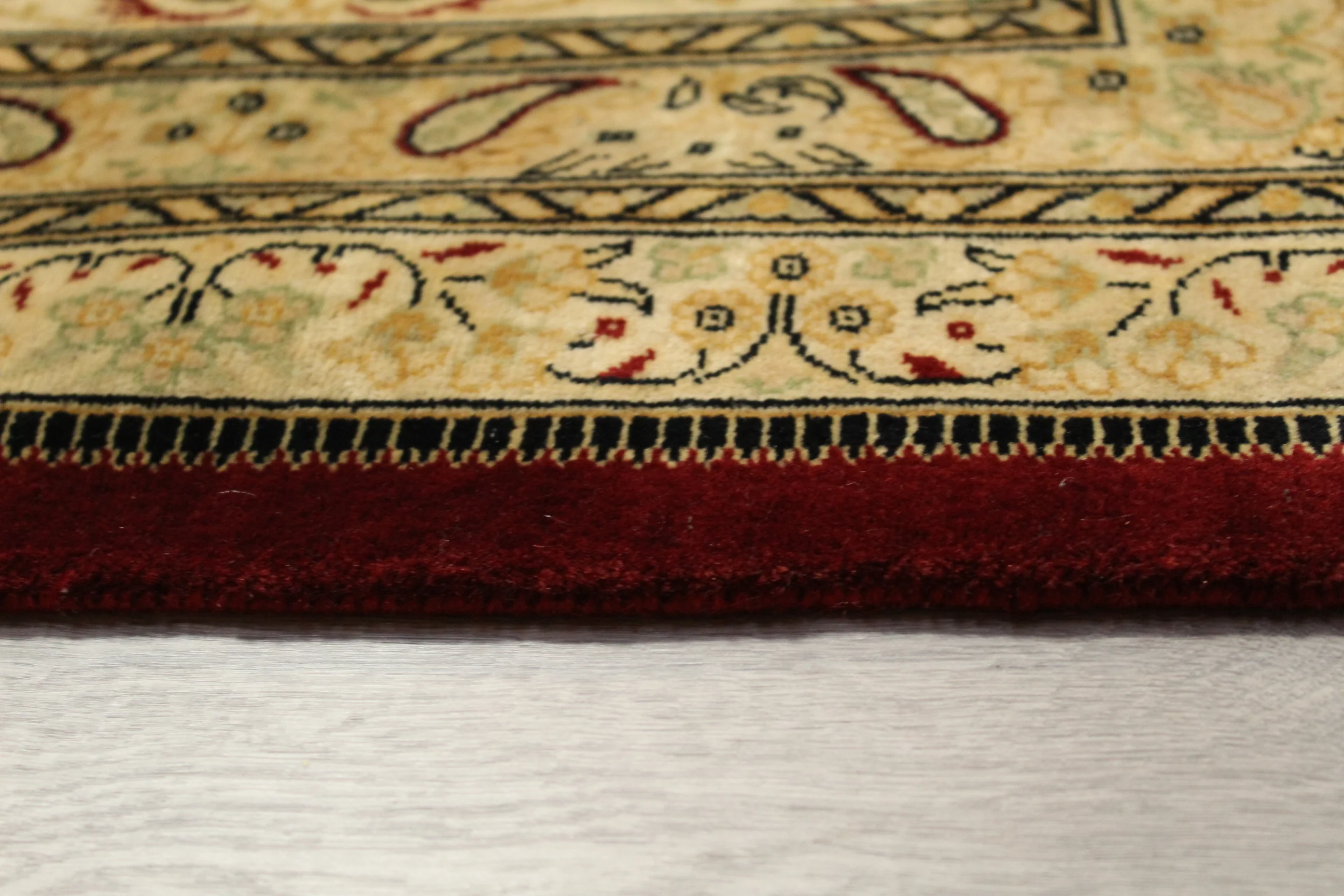 Kashmiri Rug - 428 cm x 307 cm - Image 15