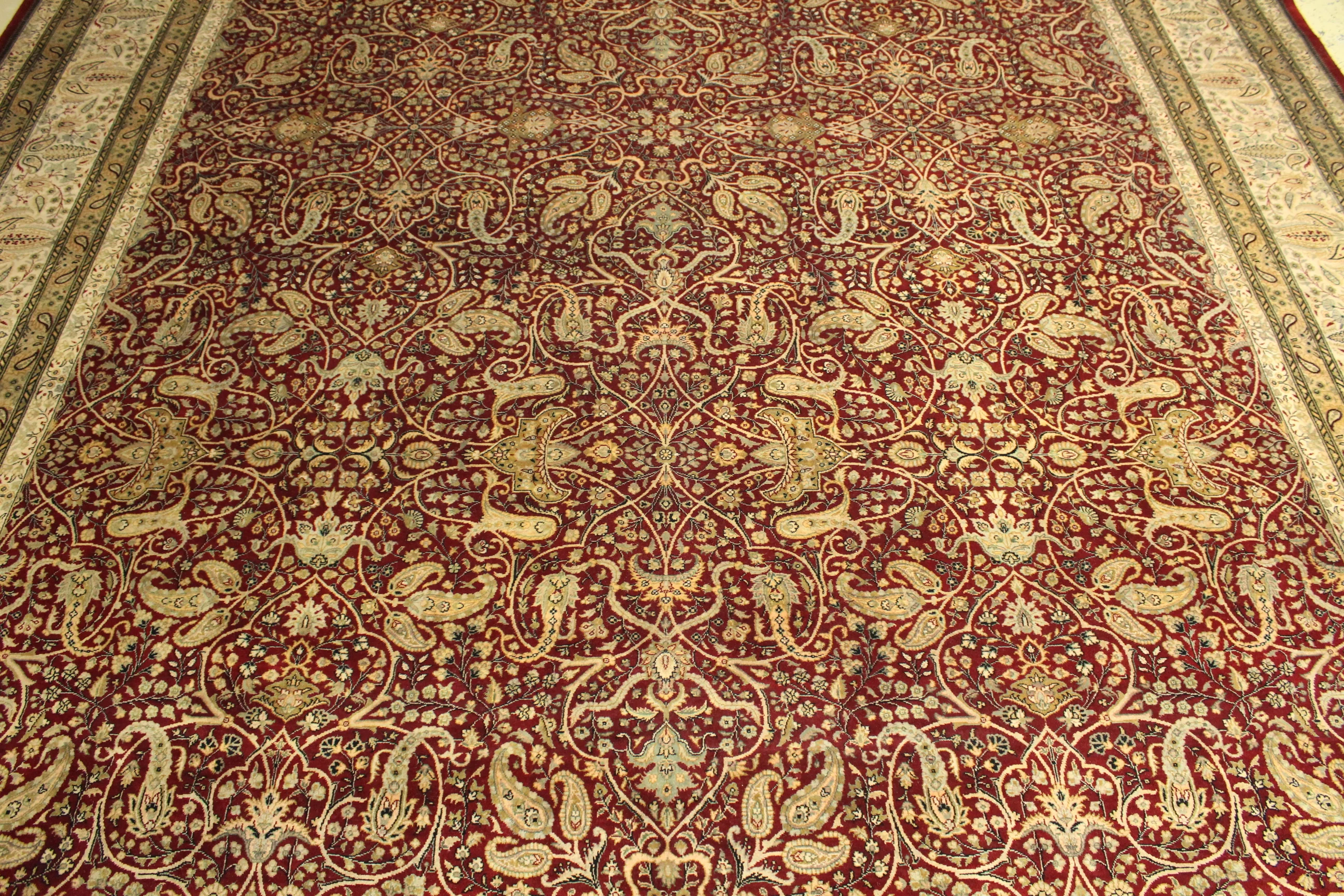 Kashmiri Rug - 428 cm x 307 cm - Image 6