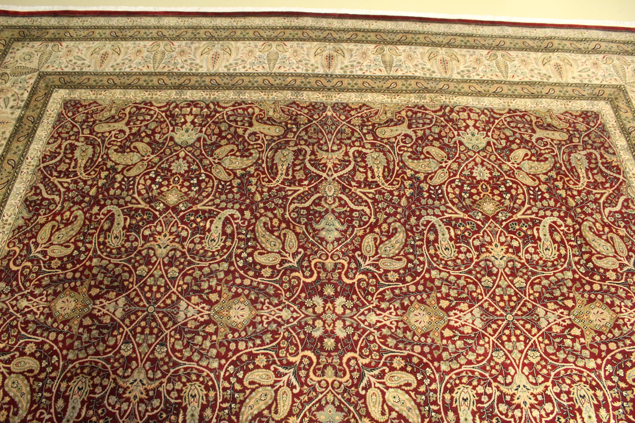 Kashmiri Rug - 428 cm x 307 cm - Image 7