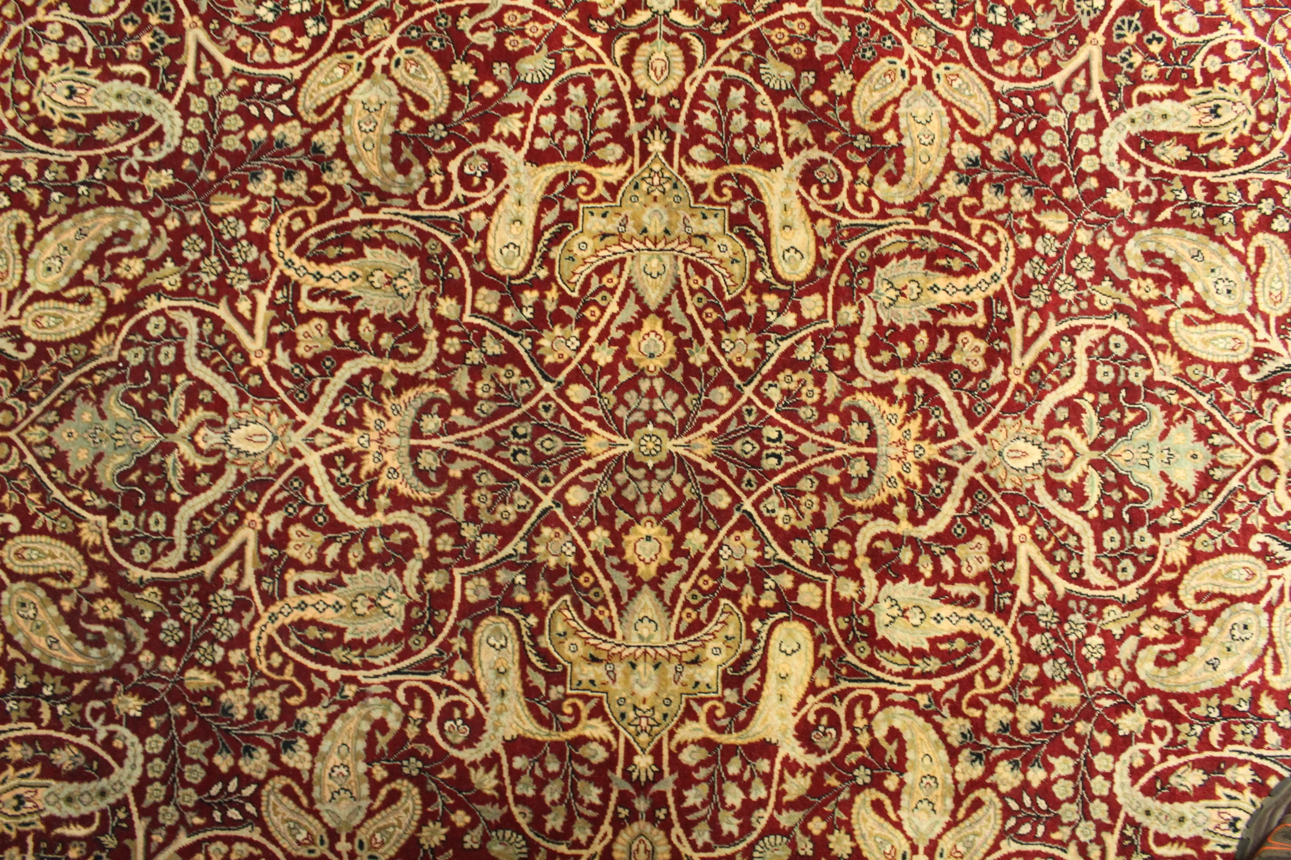 Kashmiri Rug - 428 cm x 307 cm - Image 8