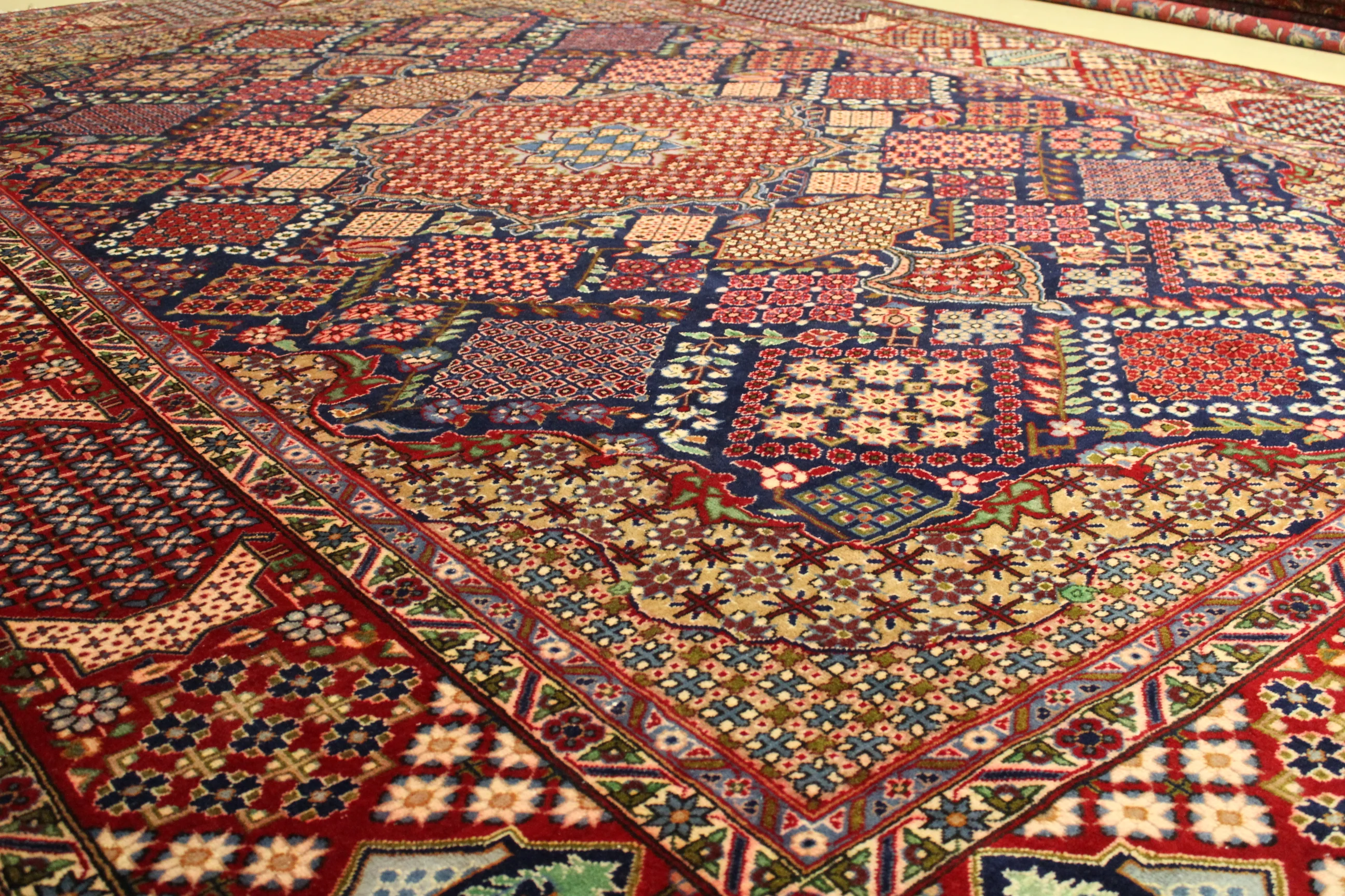 Najafabad Rug - 425 cm x 303 cm - Image 4