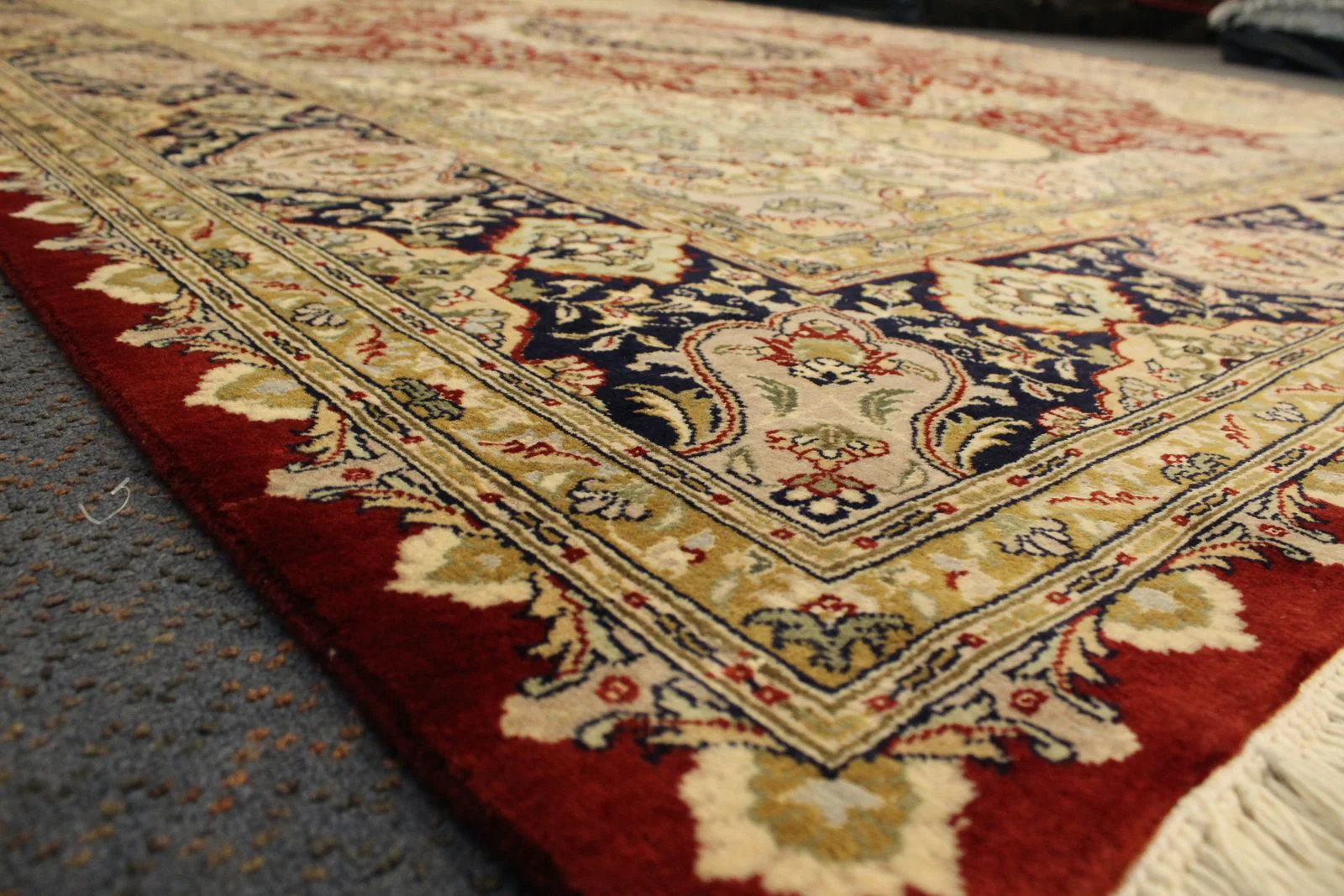 Kashmar Rug - 308 cm x 246 cm - Image 4