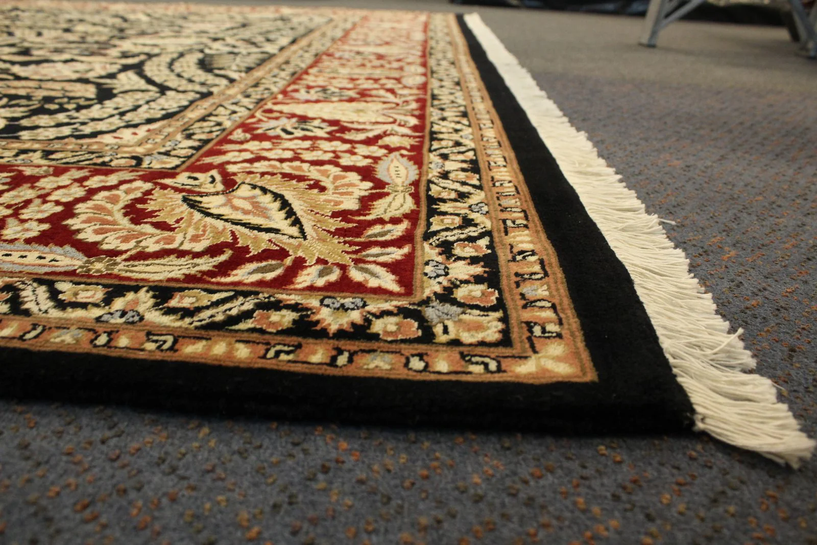 Gulistan Rug - 310 cm x 250 cm (approx) - Image 5