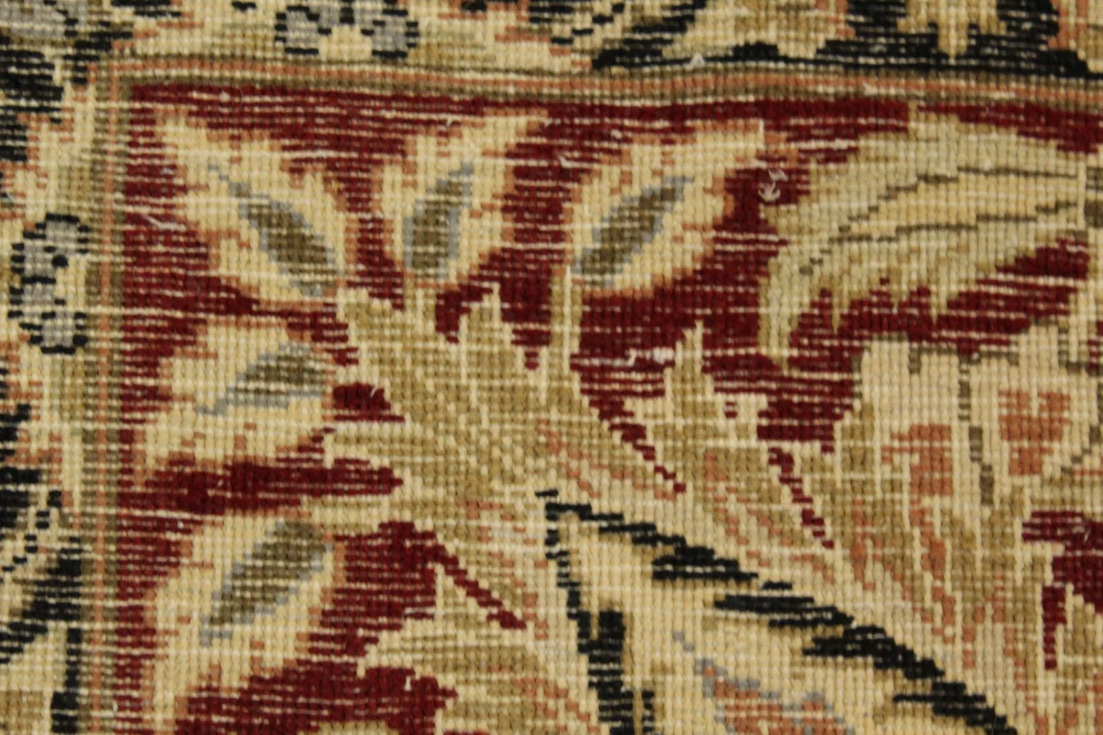 Gulistan Rug - 310 cm x 250 cm (approx) - Image 9