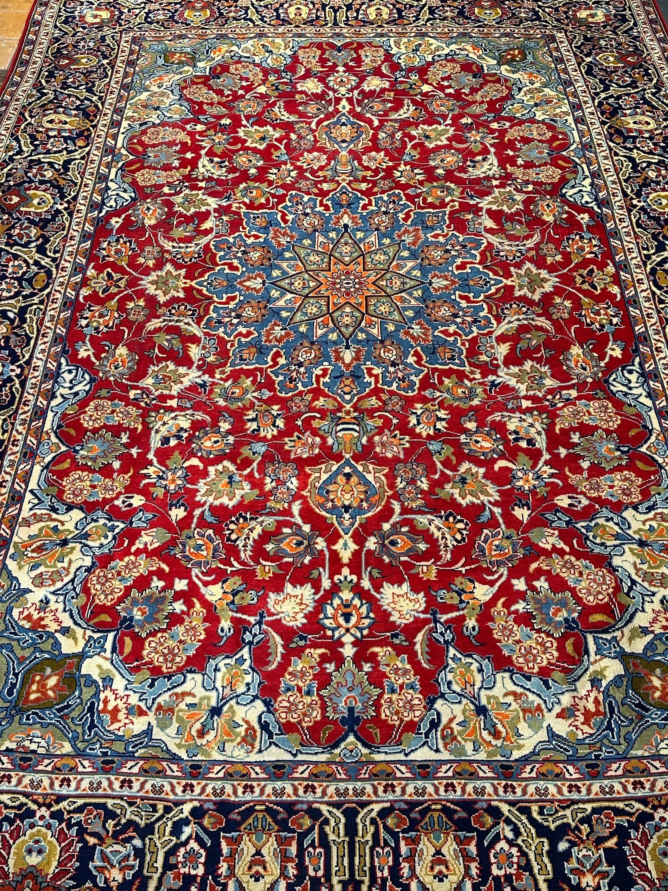 Najafabad Rug - 375 cm x 250 cm - Image 3