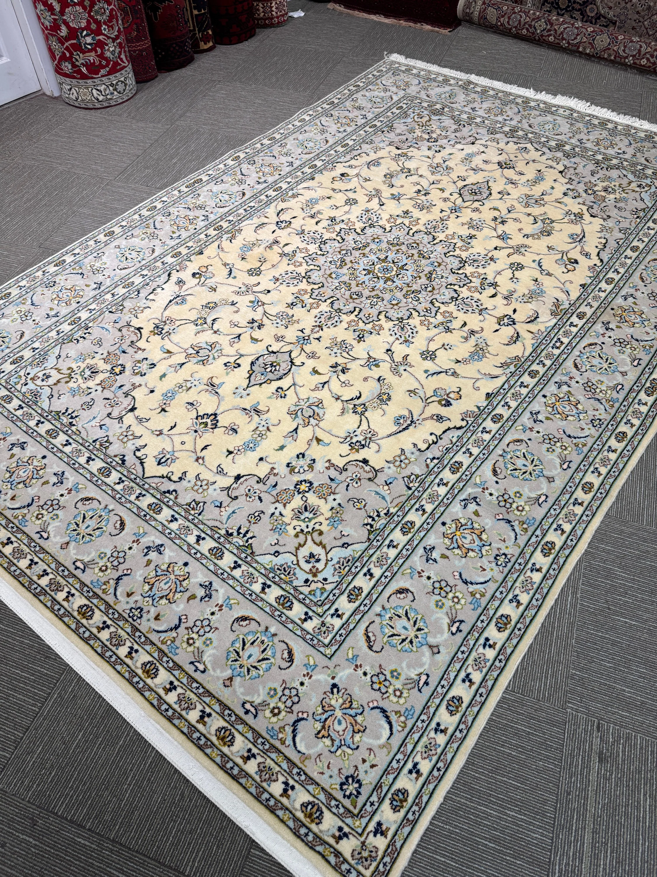 Nain Rug - 303 cm x 203 cm - Image 3