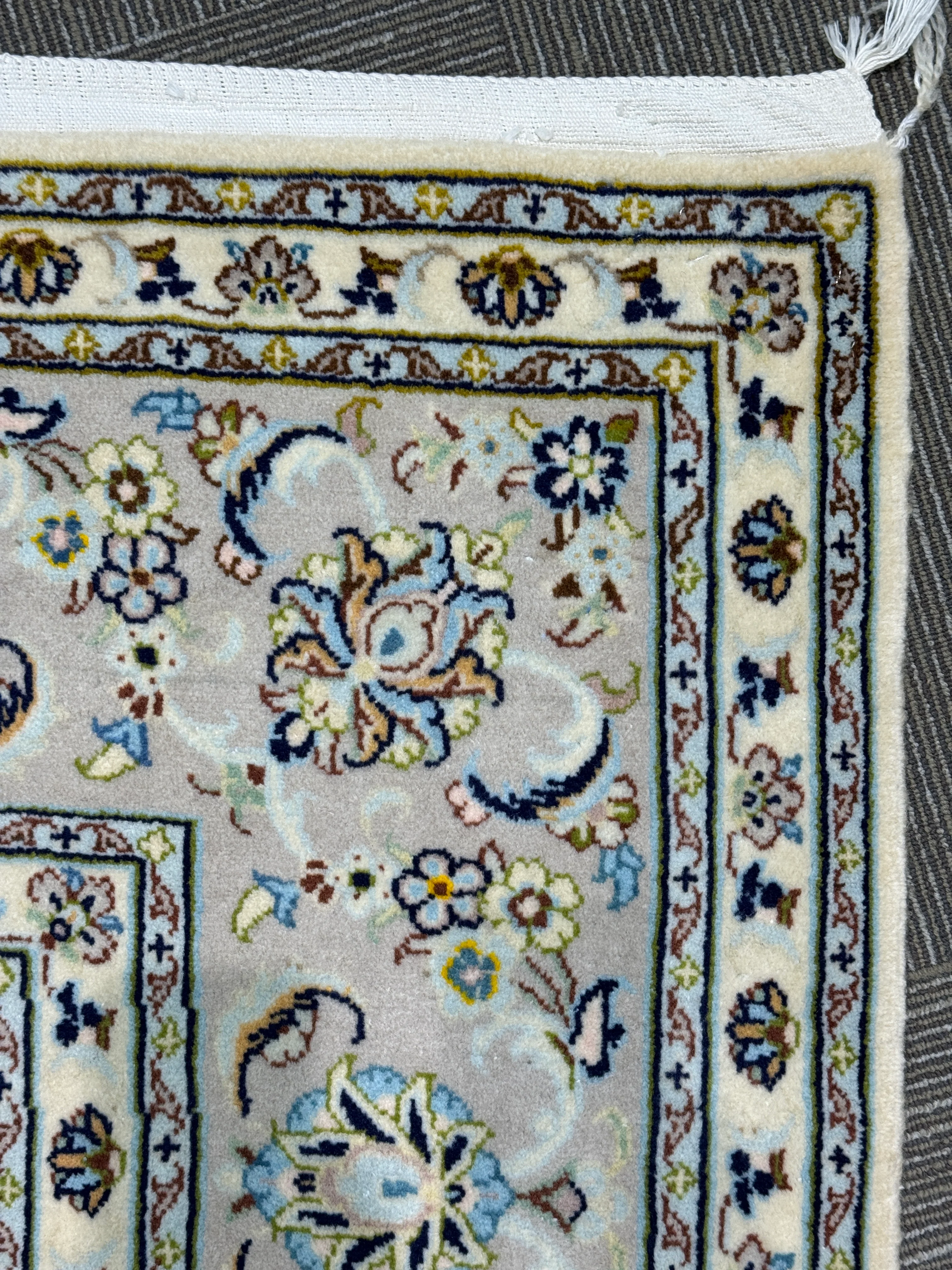 Nain Rug - 303 cm x 203 cm - Image 4