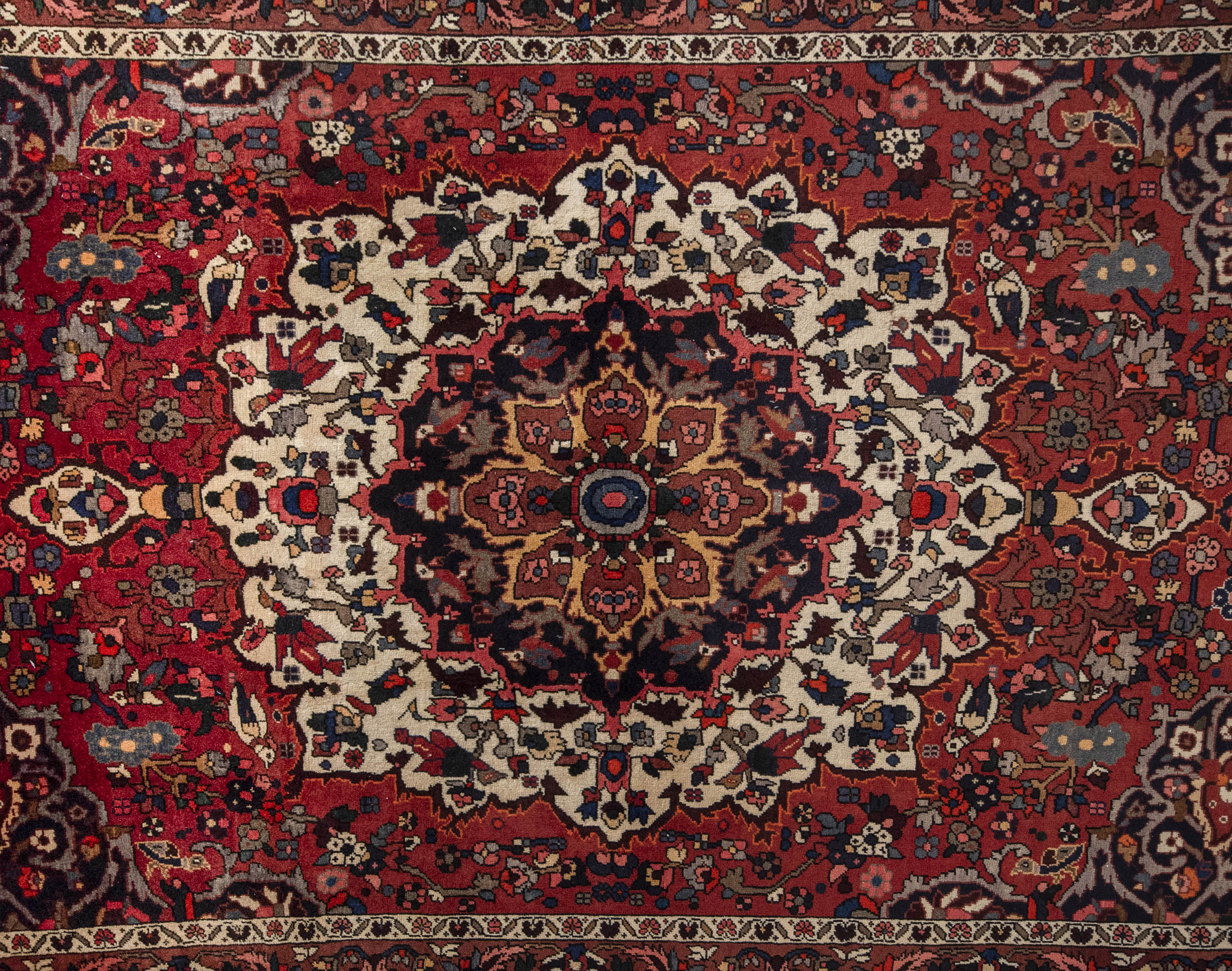 Bakhtiari Rug - 310 cm x 200 cm - Image 4