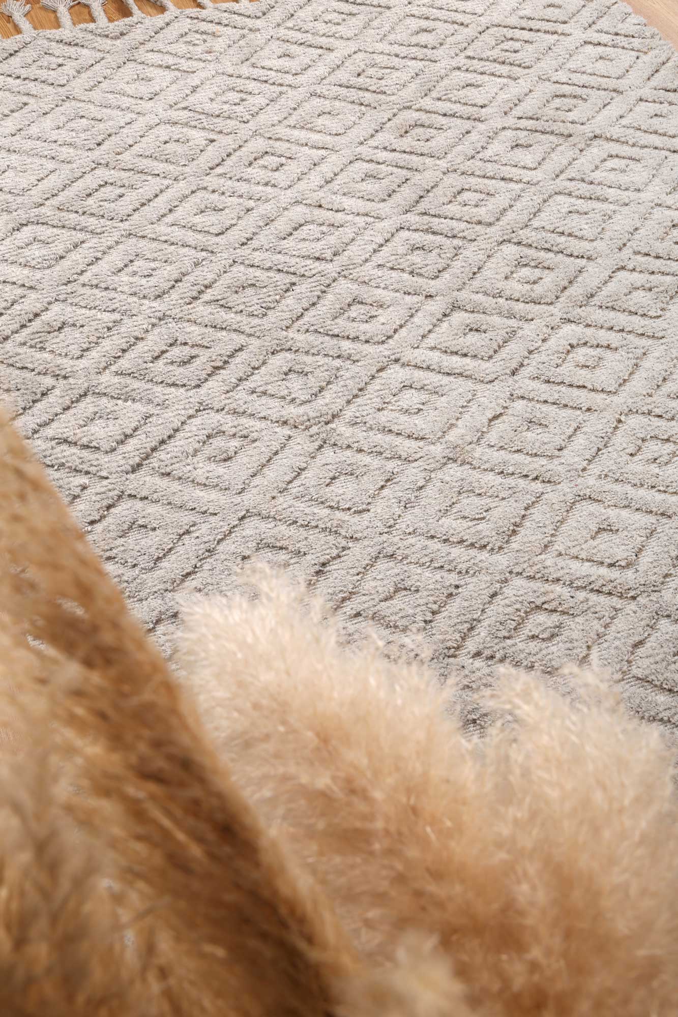Goa Diamond Wool Blend Grey Rug - Image 6