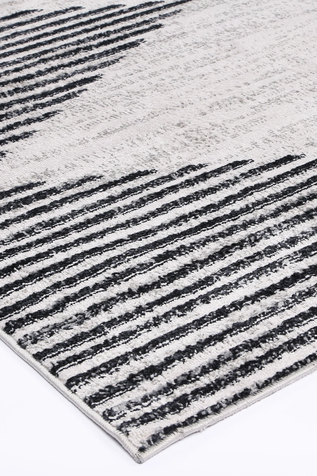 Kimberley 3 Diamond Charcoal Rug - Image 4
