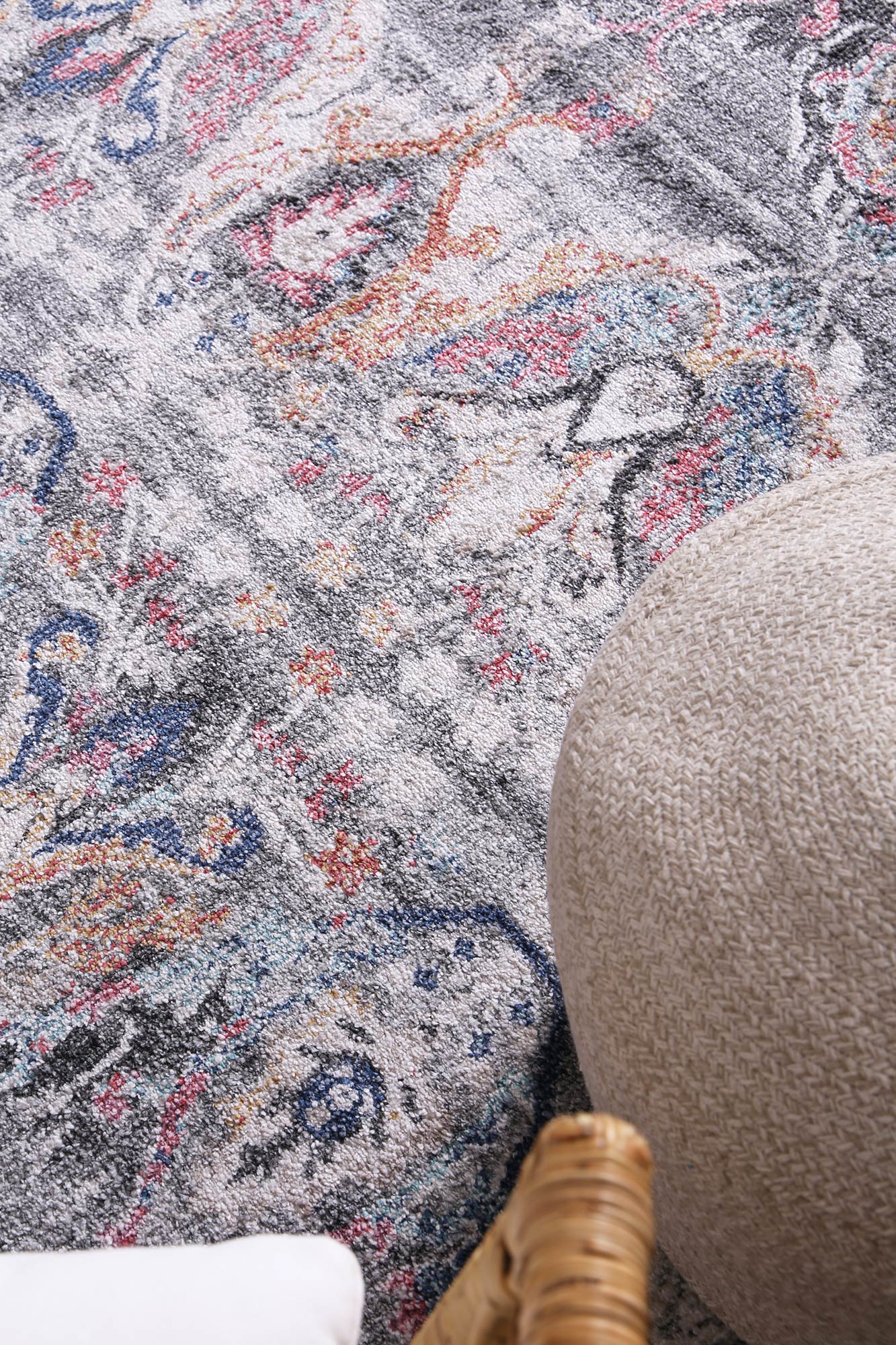 Salsa Lyndurst Transitional Muted Multi Rug - Image 6
