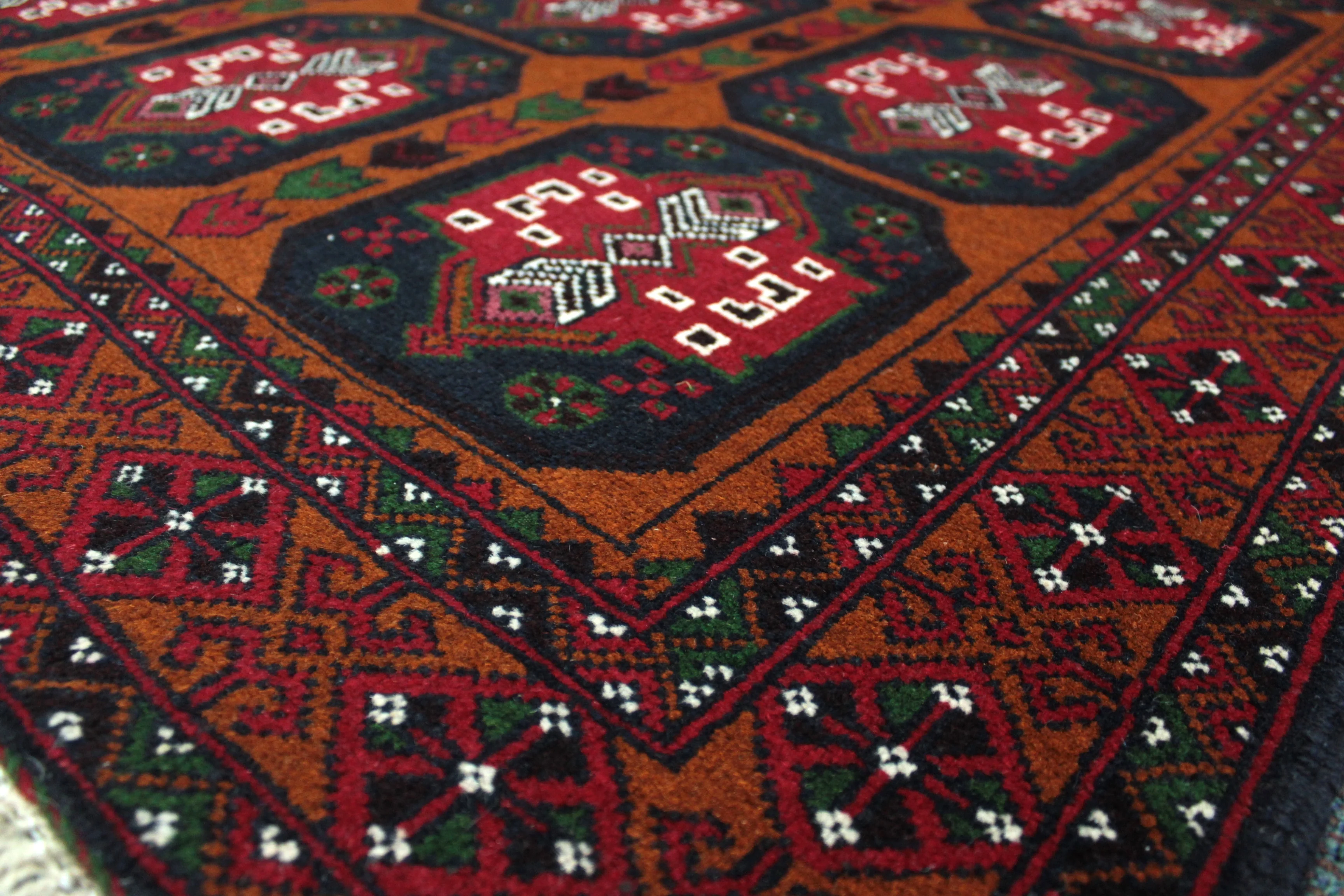 Fine Baluchi Rug - 187 cm x 121 cm - Image 5