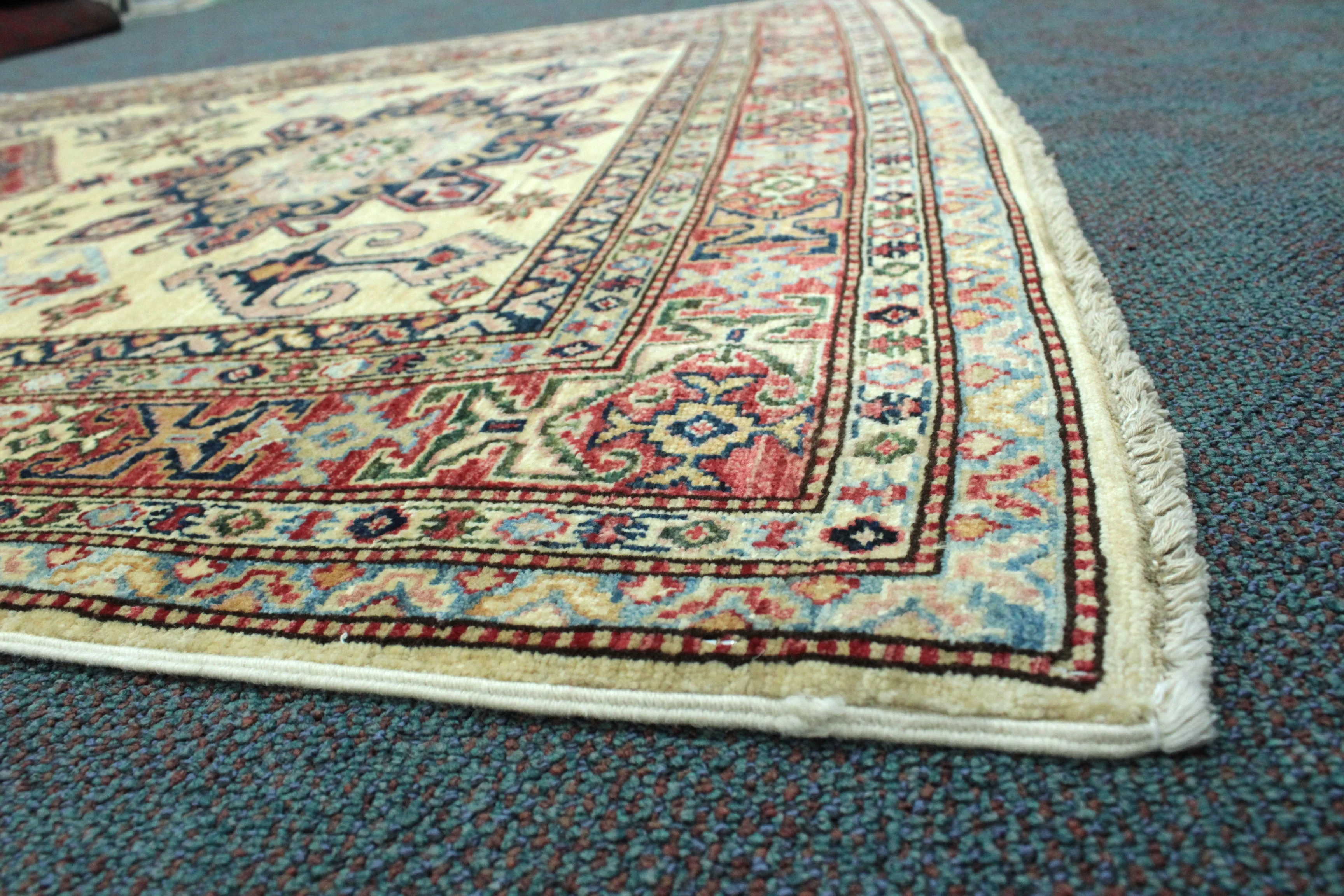 Super Kazak Rug - 205 cm x 140 cm - Image 8