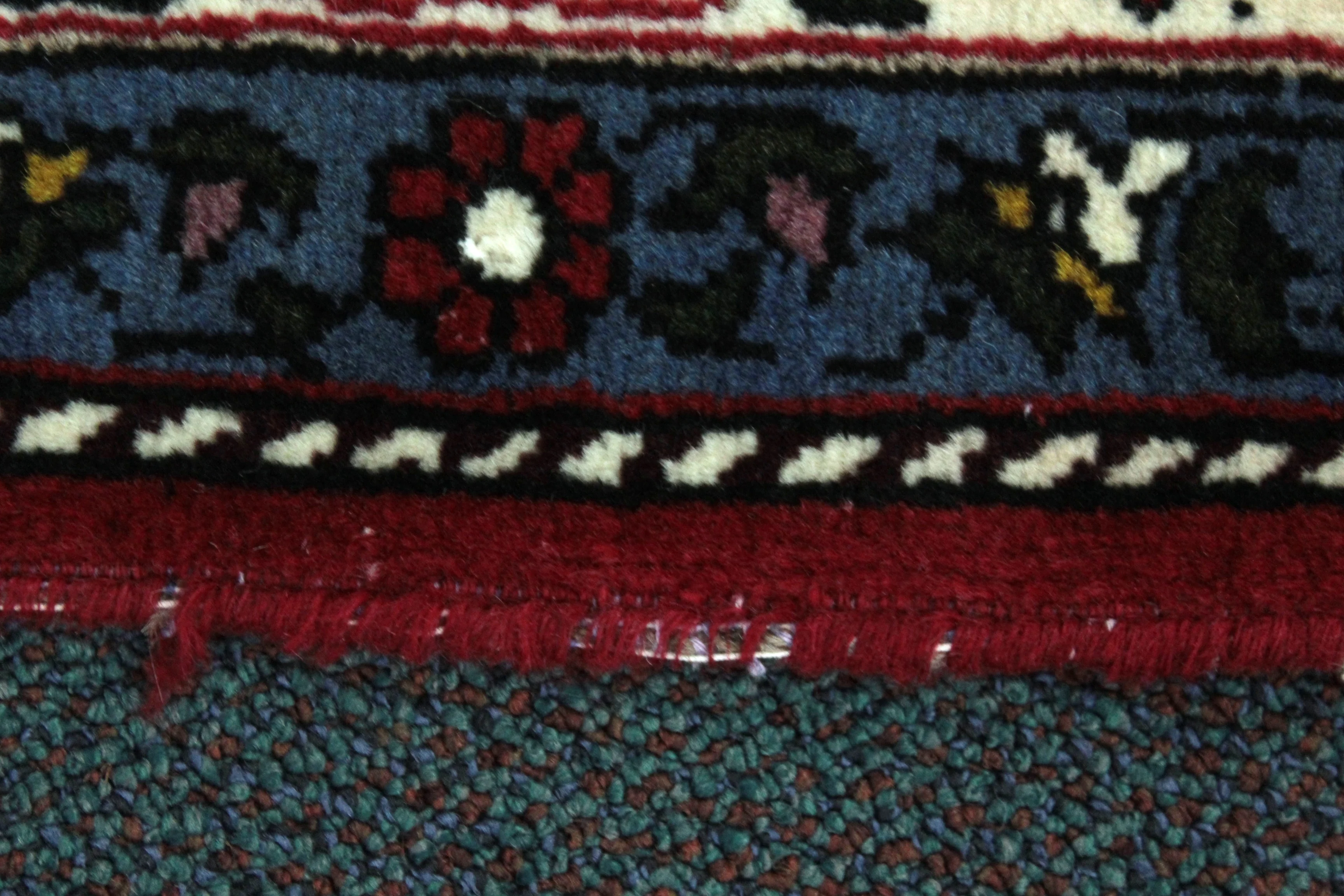 Bakhtiari Rug  - 185 cm x 134 cm - Image 10