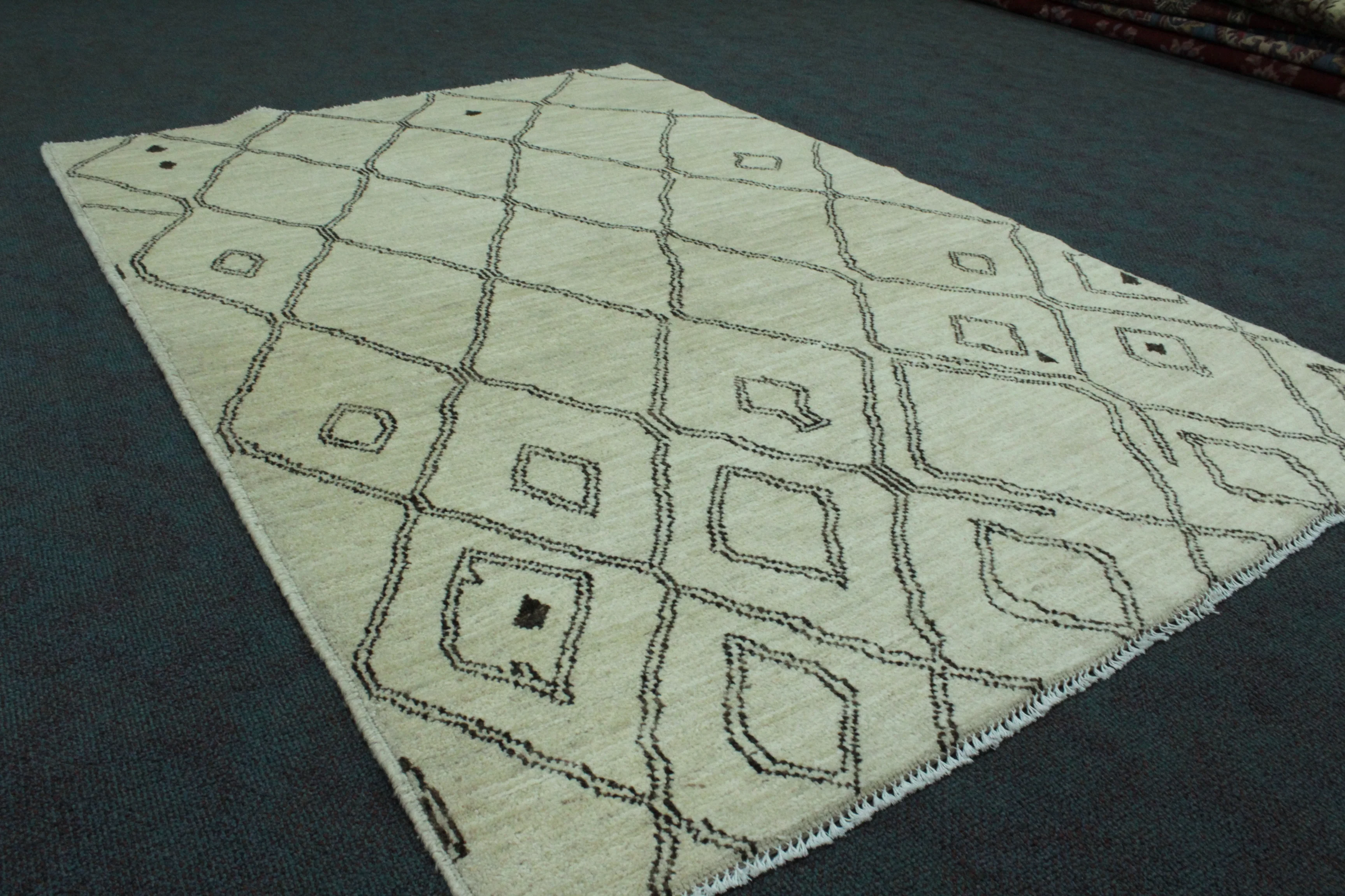 Moroccan Rug - 226 cm x 155 cm - Image 3