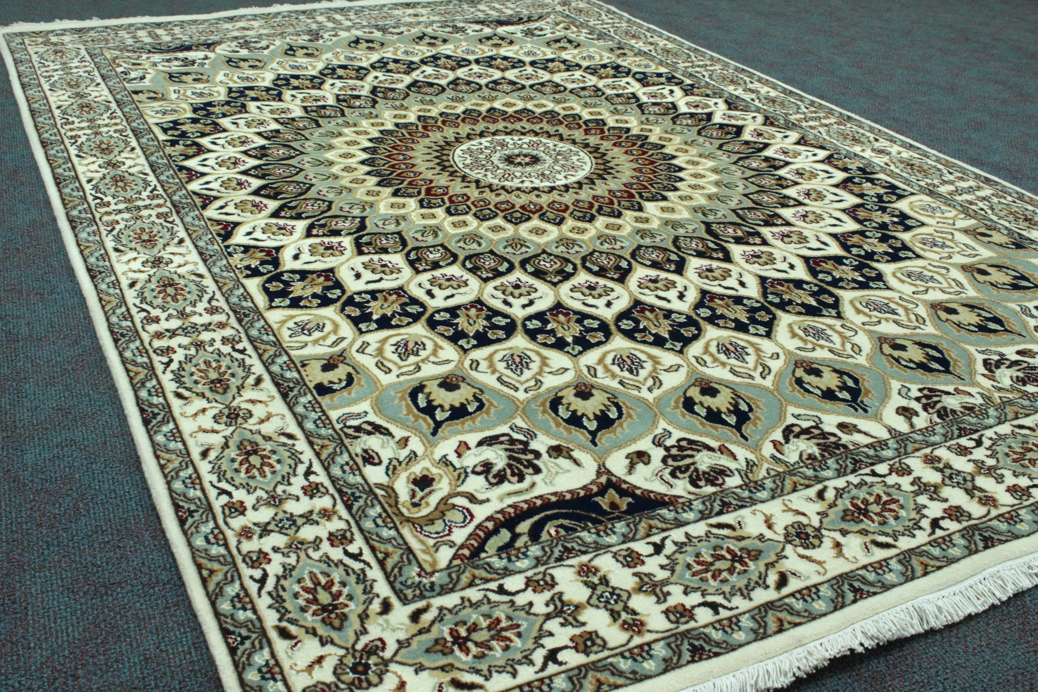 Gumbad Rug - 264 cm x 177 cm - Image 3